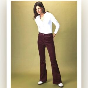 2/$20 - Burgundy Flare Corduroy Pants
31” Waist - Great Winter Pants